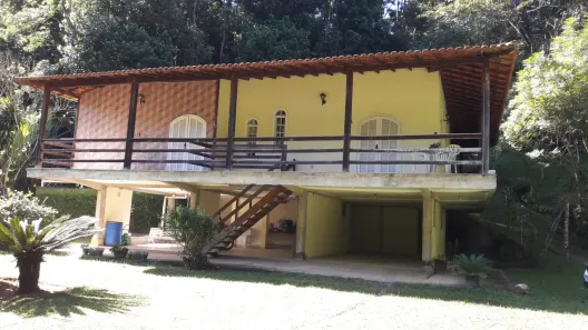 Fazenda/Sítio com 3 Quartos à venda, 17000m² no Papucaia, Cachoeiras de Macacu