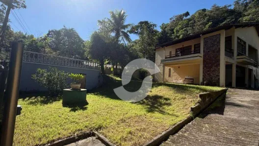 Casa com 3 Quartos à venda, 325m² no Muriqui, Niterói