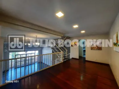 Casa com 5 Quartos à venda, 398m² no Pechincha, Rio de Janeiro