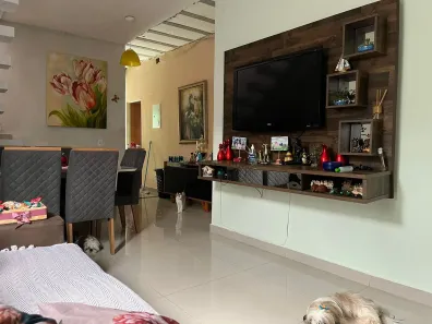 Casa com 4 Quartos à venda, 250m² no Jardim Industriário, Cuiabá