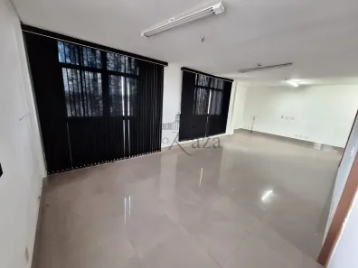 Sala Comercial para alugar, 47m² no Centro, São José dos Campos