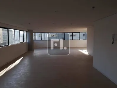 Sala Comercial para alugar, 130m² no Indianópolis, São Paulo