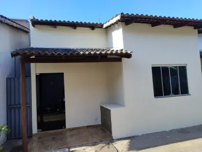 Casa com 2 Quartos para alugar, 110m² no Vila Jardim Pompéia, Goiânia