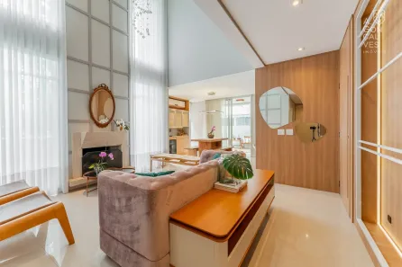 Casa de Condomínio com 4 Quartos à venda, 363m² no Orleans, Curitiba
