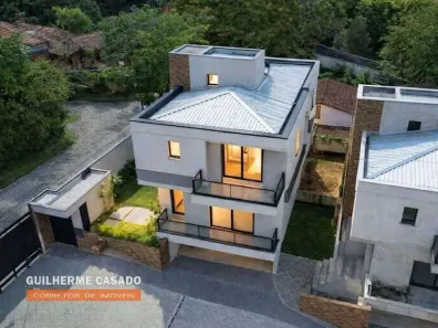 Casa com 3 Quartos para venda ou aluguel, 366m² no Chácara do Refúgio, Carapicuíba