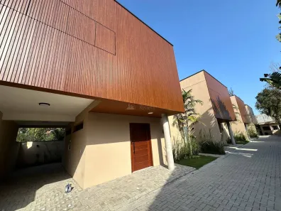 Casa de Condomínio com 3 Quartos à venda, 160m² no Camburi, São Sebastião