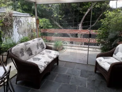 Casa de Condomínio com 3 Quartos à venda, 200m² no Jardim Olympia, São Paulo