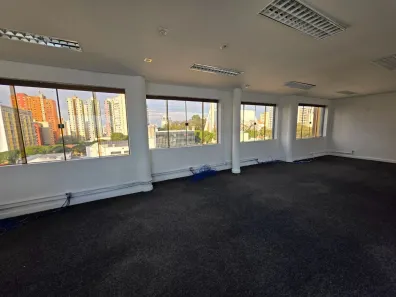 Sala Comercial para alugar, 200m² no Centro, Londrina