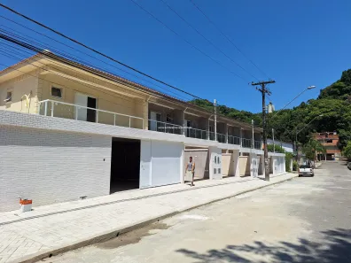 Sobrado com 2 Quartos à venda, 115m² no Morro Nova Cintra, Santos