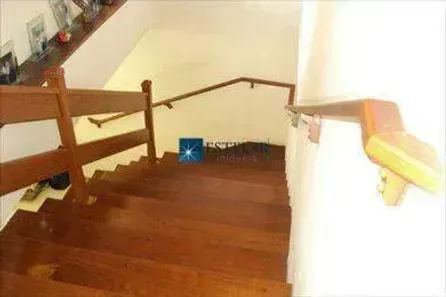 Sobrado com 4 Quartos à venda, 139m² no Vila Oliveira, Mogi das Cruzes