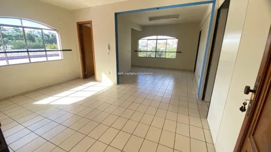 Apartamento com 2 Quartos para alugar, 60m² no Centro, Caçador
