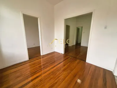 Casa com 4 Quartos à venda, 550m² no Ramos, Rio de Janeiro
