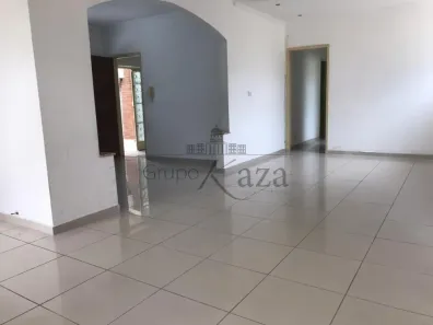 Imóvel Comercial com 3 Quartos à venda, 337m² no Monte Castelo, São José dos Campos