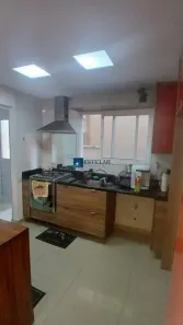 Sobrado com 3 Quartos para alugar, 250m² no Vila Oliveira, Mogi das Cruzes