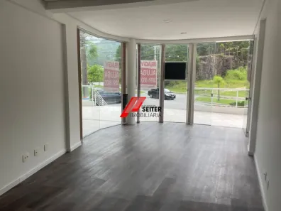 Ponto Comercial à venda, 61m² no Itacorubi, Florianópolis