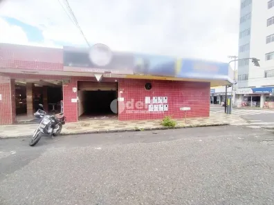 Ponto Comercial para alugar, 40m² no Brasil, Uberlândia