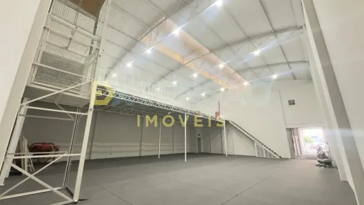 Galpão/Depósito/Armazém para alugar, 590m² no Vila Carvalho, Araçatuba