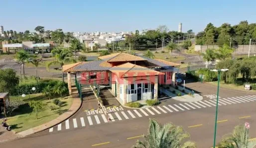 Casa de Condomínio com 3 Quartos para alugar, 220m² no Jardim Jockey Clube, São Carlos