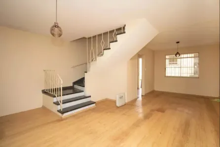 Casa com 3 Quartos à venda, 142m² no Planalto Paulista, São Paulo