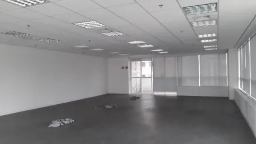 Sala Comercial para alugar, 390m² no Vila Olímpia, São Paulo