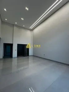 Casa com 3 Quartos para alugar, 150m² no Jardim Europa, Uberlândia