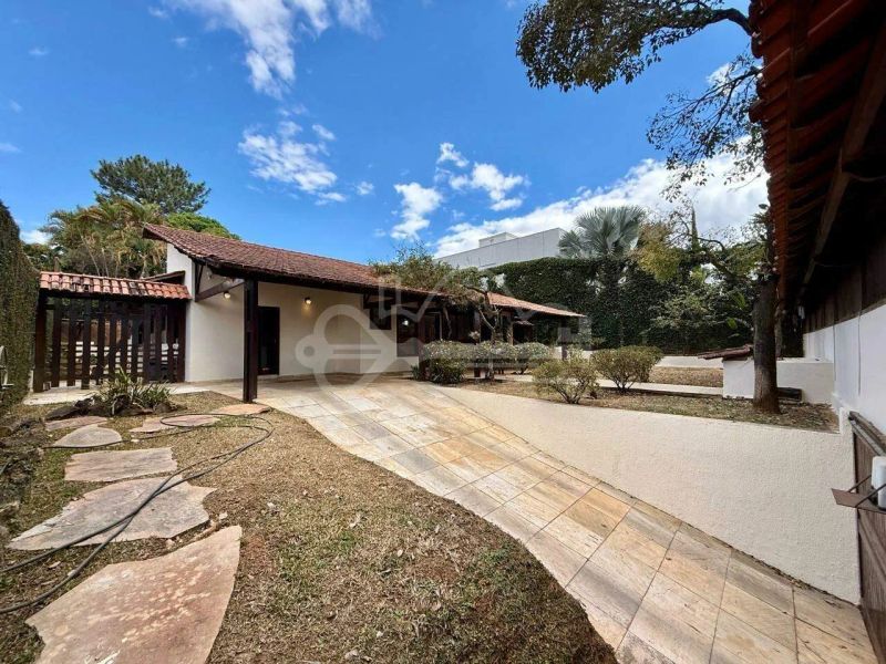 Casa com 4 quartos — Bandeirantes (Pampulha), Belo Horizonte