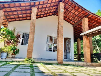 Fazenda/Sítio com 3 Quartos à venda, 200m² no Perímetro Urbano, Sarapuí