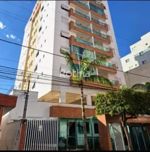 Apartamento com 2 Quartos para alugar, 78m² no Martins, Uberlândia