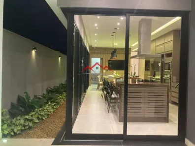 Casa com 3 Quartos à venda, 244m² no Jardim das Samambaias, Jundiaí