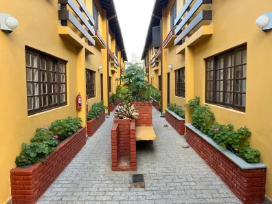 Casa com 2 Quartos à venda, 70m² no Enseada, Guarujá