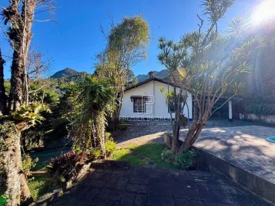 Casa com 5 Quartos à venda, 280m² no Parque do Ingá, Teresópolis