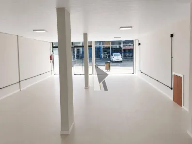 Sala Comercial para alugar, 82m² no Centro, Navegantes