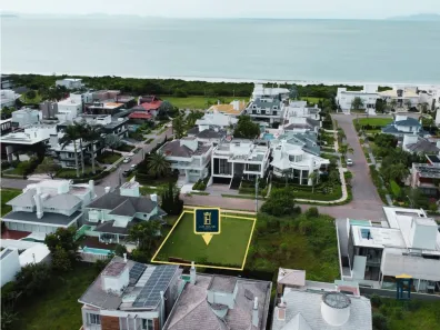 Lote/Terreno à venda, 600m² no Jurerê Internacional, Florianópolis