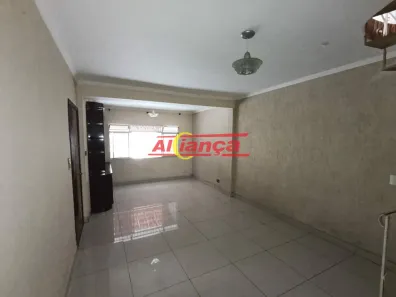 Casa com 3 Quartos para alugar, 100m² no Cidade Brasil, Guarulhos