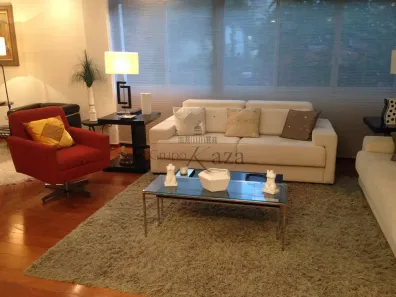 Apartamento com 2 Quartos à venda, 180m² no Itaim Bibi, São Paulo