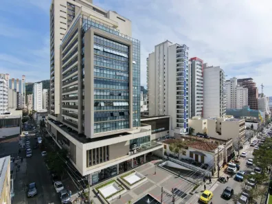 Sala Comercial para alugar, 49m² no Centro, Juiz de Fora