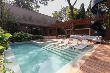 Sobrado com 6 Quartos à venda, 1183m² no Jardim Luzitânia, São Paulo