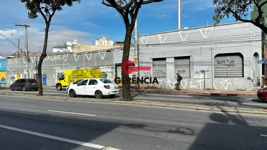 Galpão/Depósito/Armazém para alugar, 600m² no Carlos Prates, Belo Horizonte