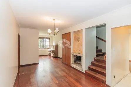 Casa com 4 Quartos à venda, 270m² no Boa Vista, Porto Alegre