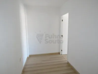 Sala Comercial para alugar, 32m² no Centro, Pelotas