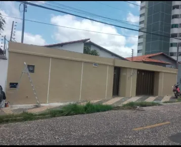 Casa com 5 Quartos à venda, 250m² no Horto, Teresina