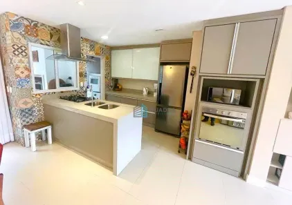 Casa de Condomínio com 3 Quartos à venda, 149m² no Sambaqui, Florianópolis