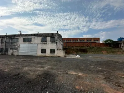 Galpão/Depósito/Armazém para alugar, 640m² no Mombaça, São Roque