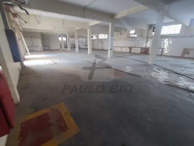 Prédio Comercial à venda, 2700m² no Cerâmica, São Caetano do Sul
