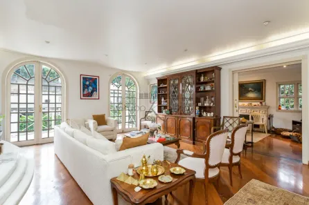 Casa com 4 Quartos para alugar, 550m² no Morumbi, São Paulo