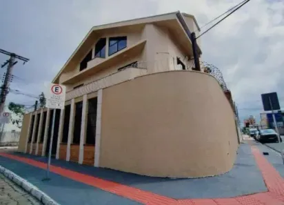 Casa com 9 Quartos à venda, 400m² no Centro, Balneário Camboriú