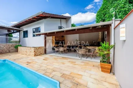 Casa com 4 Quartos à venda, 360m² no Velha Central, Blumenau