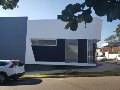 Sala Comercial à venda, 242m² no Vila Maristela, Presidente Prudente