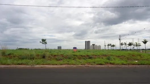 Lote/Terreno à venda, 770m² no Gávea, Uberlândia