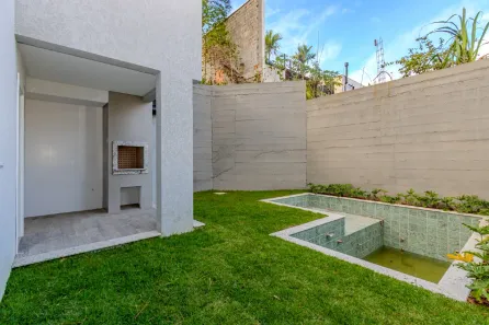 Casa com 4 Quartos à venda, 202m² no Ariribá, Balneário Camboriú